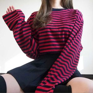 ZSIIBO Koreanische Persönlichkeit lässig große Größe lose Mode Langarm gestreift O-Ausschnitt GD Hip Hop Baumwolle T-Shirt Tops 210608