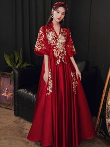 Red ethnic clothing Traditional Chinese Gown Modern Women Wedding Dress embroidered Long Cheongsam Qipao Vestido Oriental costume