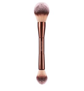 Hourglass Veil Powder Makeup Brush مساحيق مزدوجة تمييز وضع مستحضرات تجميل فرش فائقة الشعر الاصطناعية خالية من الشعر 10