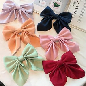 Kvinnor Tillbehör Bow Hairpins Headdress Solid Färg Ponytail Clips Satin Fabric Duckbill Clip 13 Färger Valfri Hår Tillbehör BT6625