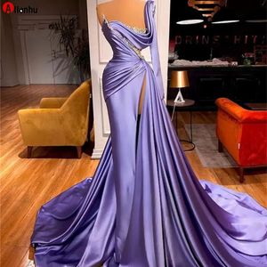 2022 Lavendel satin sjöjungfru formella kvällsklänningar Långärmade Sexiga Side Split Plus Storlek Beaded Prom Pageant Gowns Wht0228