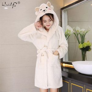 Kalın Pijama Kış Sevimli Sıcak Bornoz Kadın Karikatür Koyun Banyo Robe Soyunma Artı Boyutu Yumuşak Kıyafeti Nedime Elbiseler Kadın 210831