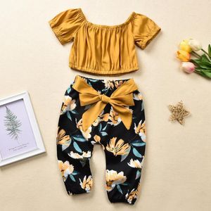 4t Yürüyor Bebek Kız Giysileri Kapalı Omuz Kazak Kısa Kollu Yay Çiçek Pantolon Tops 2 adet Kızlar Giyim için 2 adet Çocuk Kıyafetleri