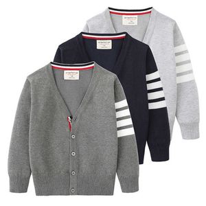 Neonati maschi Maglioni a righe Bambino con scollo a V Maglione Maglieria Cardigan in cotone a maniche lunghe Abbigliamento per bambini Cappotto maglione per bambini Y1024