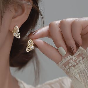 S2699 Fashion Jewelry Symmetrical Pearl Butterfly Earrings Women Faux Pearl Butterfly Stud Earrings