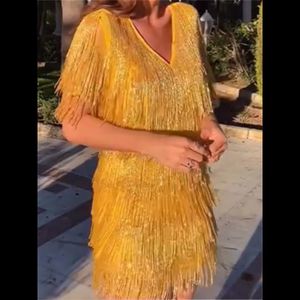 Letnia sukienka Kobiety Vintage Bodycon New Arrivals Yellow Sexy Tassel Mini Prom wieczór Party 210422