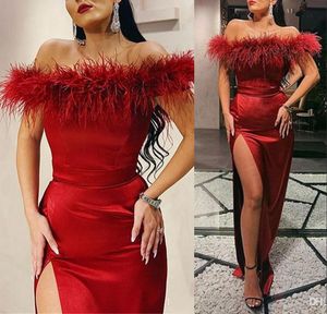 2022 Sexy Red Prom Dresses Off Ramię Feather High Side Split Formalny Party Dress Suknie Wieczorowe Afryki Aso Ebi Ebi Długość Długość Satyna