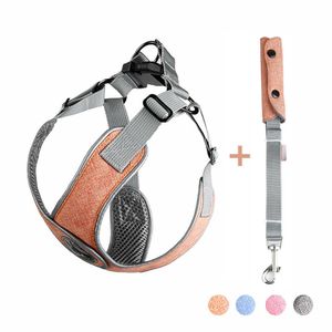 Pet Dog Harness Reflexivo Respirável Sem Pull Sport Colete com Clipe Frente e Easy Control Handle para Dog Out Walking Training 210712