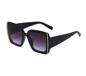 Sommerfrauenmode Outdoor-Wind unregelmäßige Sonnenbrille Damen rosa fahrende Sonnenbrille Dame Perlensonnenbrille Strandschutz klare Linse Sonnenbrille 5-Farben-Brille