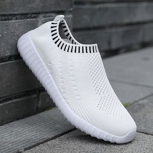 Hotsale Scarpe da ginnastica da corsa traspiranti da donna da uomo Scarpe da ginnastica da basket professionali originali comode