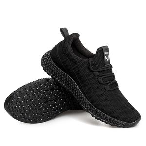 Top Quality 2021 Sports For Mens Women Running Shoes Triple Black Red Outdoor Breathable Runners Sneakers SIZE 39-44 WY06-20261