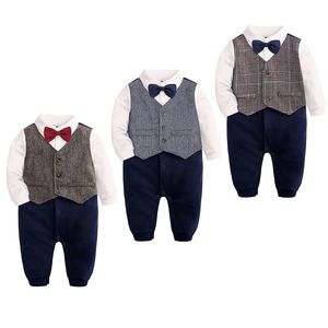 Baby Boys Tuxedo Romper Suits Formal Gentleman Plaid Outfit Sets Vest Jumpsuit Shirt Bowtie Infant Boys Wedding Outfit 210413