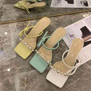 Fashion Slippers Pearl Chain Transparent Hollow Slides Mules Shoes Woman Open Toe Summer Sandals Thin Low Heels Size 35-39 210513