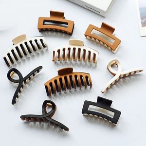 Two-color Hair Clips Hairpins for Women Matte Geometric Hair Claw Clamps Headwear Hollow Trendy Hair Accessories