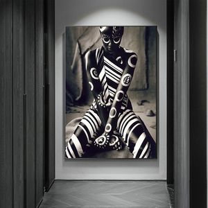 Black and White Pattern African Woman Poster HD Print Canvas Painting Unique Figure Wall Art Pictures Living Room Decor Mural