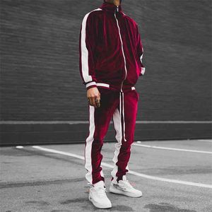 Men Joggers Suit Sets Gold Velvet Tracksuit Man Brand Spring Autumn Sport Suit Male Hoodies+ Pants Warm Sportswear Clothing 210916