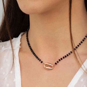 docona Ethnic Style Gold Color Shell Choker Necklace for Women Black Seed Beaded Clavicle Chains Female Wedding Jewelry A13102 Y0309