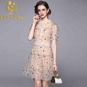 ファッションデザイナー夏のドレス女性フレアスリーブパッチワーク刺繍メッシュラインエレガントなミニES 210506