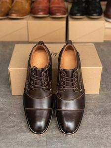 Mäns Brand Cap Toe Oxford Dress Designer Skor Äkta Läder Lace Up Business Sko Toppkvalitet Party Bröllopstränare Stor storlek 015