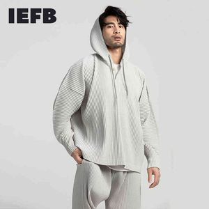 IEFB Japonês Streetwear Moda Homens Pleated Hoodies Luz Respirável Sunscreen Roupas Perfil Manga Comprida Causal Caudal 211106