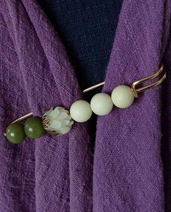 Beads Pearl Lotus Pin Brooch Shawl Bodhi Female Buckle Coat Sweater with White Green Handmade Jewelry