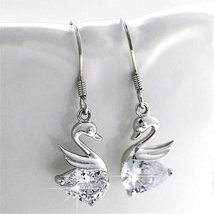Kvinnor Örhängen Dangle Crystal Silver Plated Diamond Studded Swan Fashion Allergic Drop Style