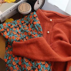 Sweet Girl Pearl Buckle Autumn and Winter Thickened Knitting Cardigan Female O Neck Inside Soft Sweater Cardigan Coat 211103