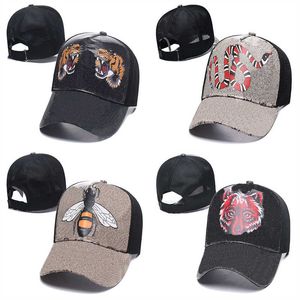 Tasarımcı Erkek Beyzbol Kapakları Kadın Marka Tiger Kafa Şapkaları Bee Snake İşlemeli Kemik Erkekler Kadınlar Casquette Sun Hat Gorras Sports Meth Hayvan Motifleri Snapbacks.zrrh