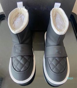 Designer- Kvinnor Stövlar Snöstövel Suede Päls Slides läder Vattentät Vinter Varma knä Högstövlar Fashion Luxury Shoes