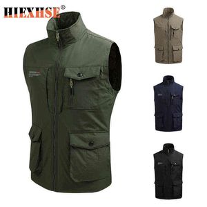 Gilet impermeabile da uomo Shark Soft Shell Giacca a vento tattica militare Cappotto casual da uomo di alta qualità Gilet da uomo Outerwaer 211215