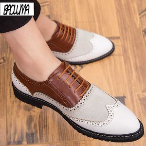 Classic Men Dress Shoes Four Seasons Pointed Men Formal Business Brogue Shoes Luxury Designer Men Wedding Moccasins Shoes 38-46 210619