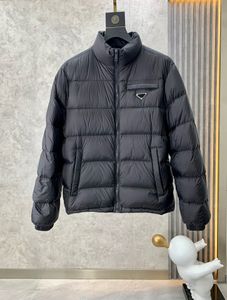 2023 Parka da uomo con lettera jacquard maglione lavorato a maglia in autunno / giacche invernali da uomo acquard macchina per maglieria e giacca da uomo in cotone con dettagli personalizzati