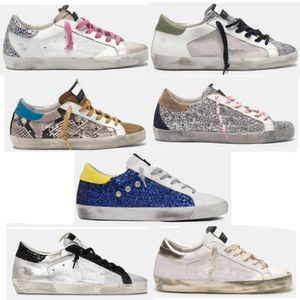Beyaz Yılanlar toptan satış-Altın Süper Yıldız Sneakers Metalik Rahat Ayakkabılar Klasik Do Eski Kirli Ayakkabı Yılan Cilt Topuk Süet Krem Sole Kadınlar Adam Beyaz Deri Ekose Düz Glitter Size35