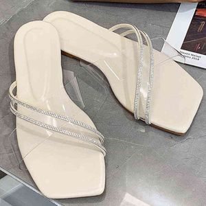 Hausschuhe Strass Gürtel Damen Sandalen und Outdoor Flache Persönlichkeit Rutschfest Strand Gemütlich Sommer Neu 220304