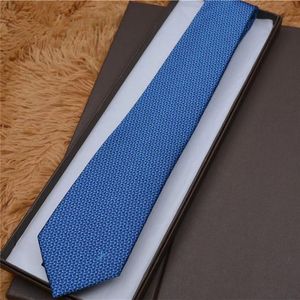 Krawattenverpackungsstile großhandel-Großhandel Stil Seidenkrawatte Klassische Krawatte Marke Herren Casual Krawatten Geschenkbox Verpackung HGIH Qualtiy