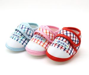 Spitze Frühling Herbst Neugeborenen Jungen Mädchen Booties Polka Dot Infant Baby Schuhe Walker Mokassins Großhandel