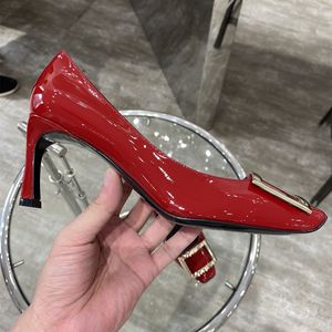 Obere frühling herbst und winter neue womens schuhe net rot metall quadratische schnalle einzeln schuh mittelhändler zehe stiletto hochzeit pendelarbeit formale tragen marke designer größe 35-42