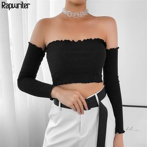 セクシーオフショルダーフリルリブストレッチブラックTシャツ女性秋ストリートウェアスラッシュネックロングスリーブクロップトップ210510