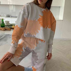 Sommar tryckt avslappnad mode bekväma hem Shorts Sweat Suit Print Two Piece Set Kvinnor Sätter Womens Outfits 210514