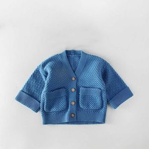 Camisola de varejo para menino menino primavera outono de manga longa malha cardigan Outerwear crianças roupas azul cáqui 0-3T E83004 210610