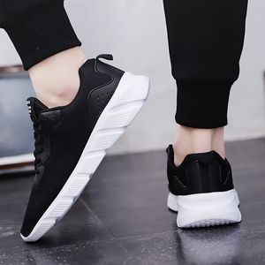 2021 Przyjazd Wysokiej Jakości Buty do biegania Sporty Dla Mężczyzn Kobiet Super Lekki Oddychający Mesh Tenis Outdoor Sneakers Duży rozmiar 39-47 Y-W705