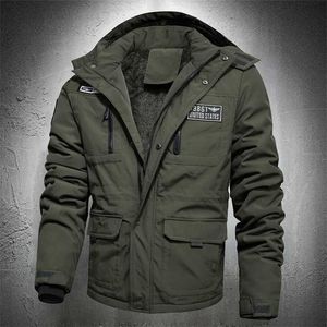 Mężczyźni Kurtka Wojskowa Bawełniana Z Kapturem Znosić Parki Winter Moda Tactical Army Coat Plus Rozmiar M-5XL 211008