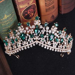 Crystal Bridal Tiaras Crowns Women Rhinestone Red Green Barock Pagant Diadem Vintage Bröllop Hår Tillbehör Kostym Smycken Klipp Barr