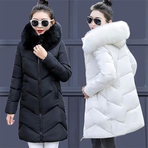 Mode Svart Vit Kvinnors Vinterjacka Plus Storlek 6XL 7XL Coat Kvinna Avtagbar Big Fur Hooded Warm Long Parkas 210913