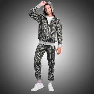 Tracksuit Men Military Hoodies and Pants Set Camouflage Sweat Suits Men Tracksuit Pants Jogging Suit Printed Fashion Sportswear 210603