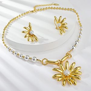 Örhängen halsband viennois dubai blommamycken set guldfärg ringar armband afrikanska bröllopsuppsättningar för kvinnor