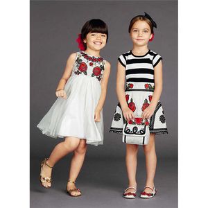 Fashion Girl Party Dress Flowers Rose Girl Dress Princess Birthday Teenagers Disfraces Ninas Boutique Autumn Girls Tutu Dress Q0716