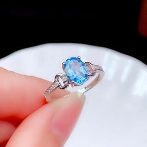 Anello con topazio azzurro naturale al 100% da 0,8 carati 6 mm * 8 mm per gioielli con pietre preziose in argento 925 di moda da indossare tutti i giorni