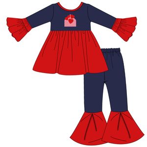 Den mest populära nya designen Barn passar kläder Flutter Ärmar Bomull Material Valentine Girls Sets