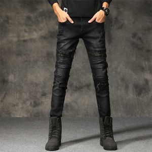 Men's Jeans Ripped Destroyed Biker Jeans Hip Hop Stretchy Denim Pants Slim Fit Male Patches Hole Male High Street Trousers 211008